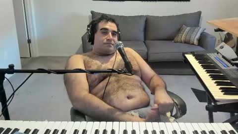 Aaron online show from June 18, 11:42 pm