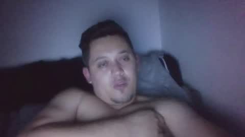 Snapshot of aaron1026a chatting on December 24, 12:33 am Liamaten online show from December 24, 12:33 am