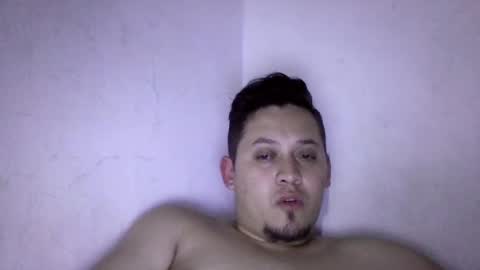 Snapshot of aaron1026a chatting on January 17, 1:25 am Liamaten online show from January 17, 1:25 am