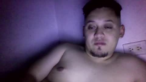 Snapshot of aaron1026a chatting on January 18, 11:33 pm Liamaten online show from January 18, 11:33 pm