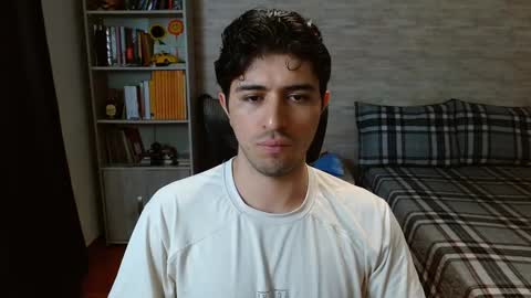 Aaron online show from February 15, 8:16 pm