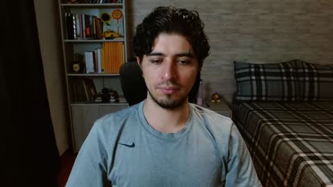 Aaron online show from April 21, 10:23 pm