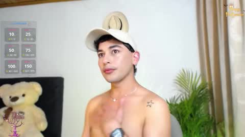 Snapshot of aaron_speitzer chatting on October 28, 10:45 pm KAI online show from October 28, 10:45 pm