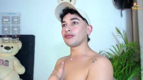 Snapshot of aaron_speitzer chatting on November 26, 9:27 pm KAI online show from November 26, 9:27 pm