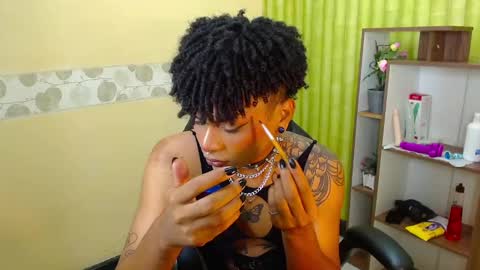 Snapshot of aaronbakers chatting on January 18, 6:45 am im NiallDun online show from January 18, 6:45 am