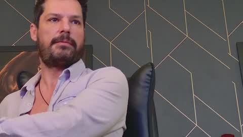 Snapshot of aaronbomer chatting on January 18, 5:31 am Aaron online show from January 18, 5:31 am