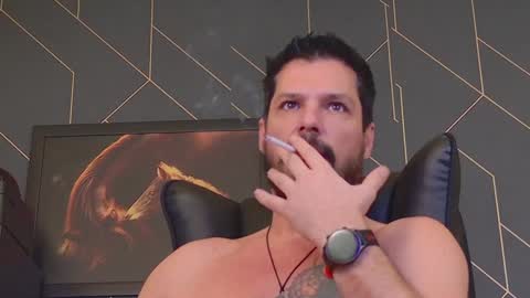 Snapshot of aaronbomer chatting on January 18, 8:52 am Aaron online show from January 18, 8:52 am