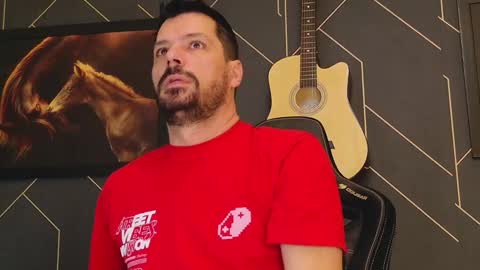 Snapshot of aaronbomer chatting on February 4, 3:00 am Aaron online show from February 4, 3:00 am