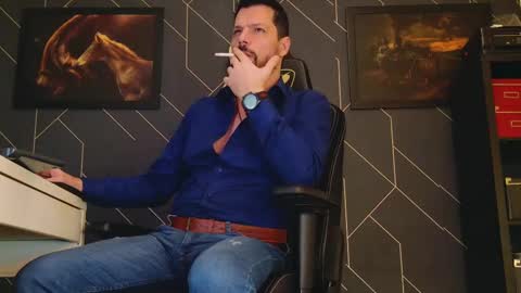 Snapshot of aaronbomer chatting on February 14, 4:15 am Aaron online show from February 14, 4:15 am