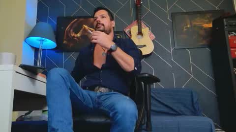 Snapshot of aaronbomer chatting on September 14, 1:38 am Aaron online show from September 14, 1:38 am