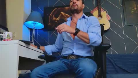 Snapshot of aaronbomer chatting on September 14, 5:56 pm Aaron online show from September 14, 5:56 pm