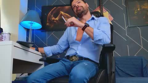 Snapshot of aaronbomer chatting on September 15, 6:13 am Aaron online show from September 15, 6:13 am