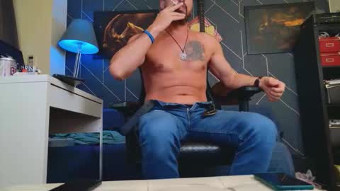 Snapshot of aaronbomer chatting on September 27, 12:26 am Aaron online show from September 27, 12:26 am