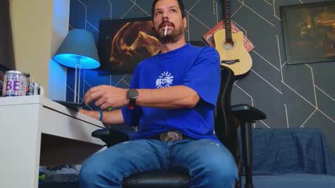 Snapshot of aaronbomer chatting on September 30, 2:16 am Aaron online show from September 30, 2:16 am