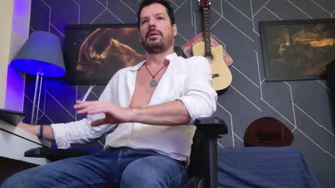 Snapshot of aaronbomer chatting on November 24, 4:56 am Aaron online show from November 24, 4:56 am