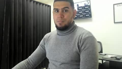 ig aaron hunter123 online show from February 26, 3:11 pm