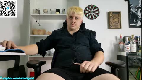 Aaron  online show from April 6, 5:08 am