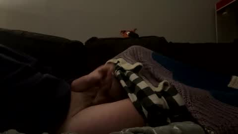 aaronlewis21 online show from November 6, 7:09 am