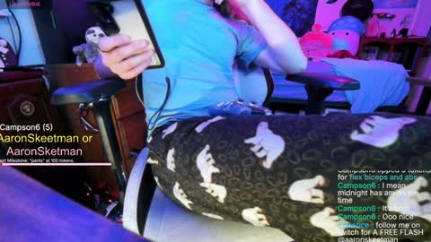 Aaron Skeetman online show from January 26, 5:56 am