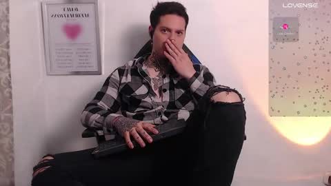 aaronsmith2_ online show from February 4, 5:31 am