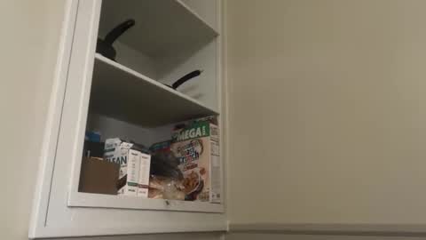 aazdaan online show from April 6, 1:47 am