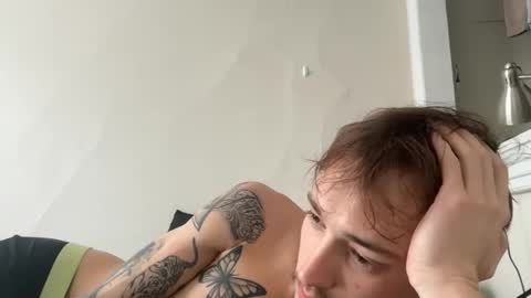 aazdaan online show from April 15, 2:46 pm