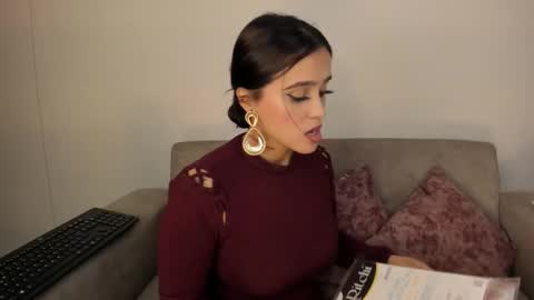 Snapshot of abbey_allen chatting on November 7, 11:38 pm Abbey IG abby allenn 04 December Online at I will be on vacation dont forget me See you soon online show from November 7, 11:38 pm