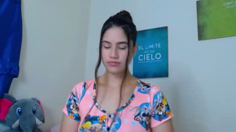 Snapshot of abbie_hard chatting on February 3, 10:32 pm Abbie Hard --------------- Streaming from 0800 - 0400 UTC-5 online show from February 3, 10:32 pm