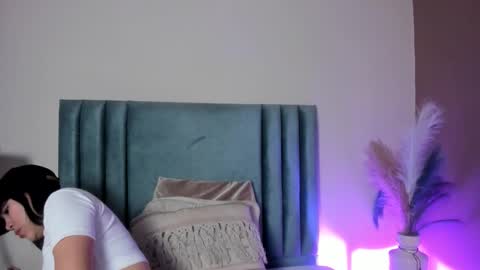 Abbie Joness online show from March 13, 11:39 am