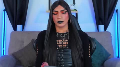 Snapshot of abbigaiil_fuster_ chatting on May 22, 12:00 pm Abbigail Fuster online show from May 22, 12:00 pm