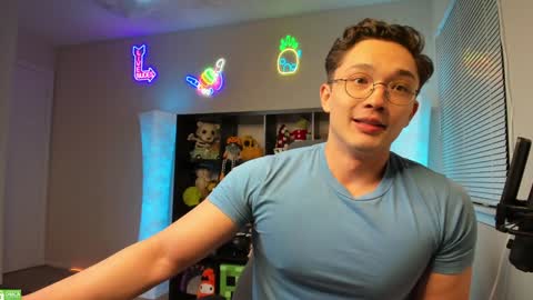 buddy online show from December 3, 5:09 am