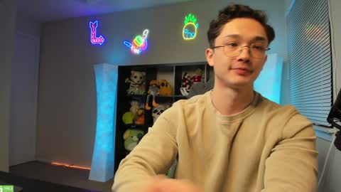 buddy online show from December 11, 5:10 am