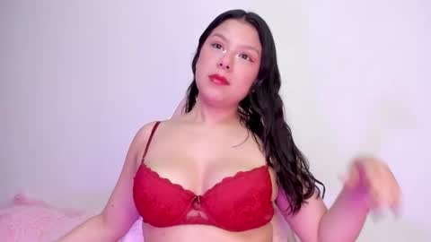 Snapshot of abby_03 chatting on January 29, 8:40 am Abbigail online show from January 29, 8:40 am