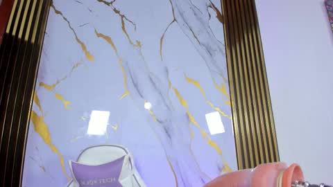 Snapshot of abby_deep_2 chatting on October 21, 9:43 am abby_deep_2 online show from October 21, 9:43 am