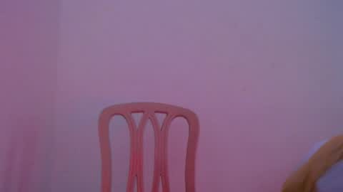 Snapshot of abby_hiltton chatting on November 4, 7:18 am abby_hiltton online show from November 4, 7:18 am