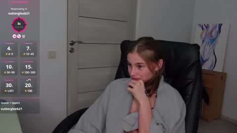 ABBY LAKER online show from December 4, 12:19 am