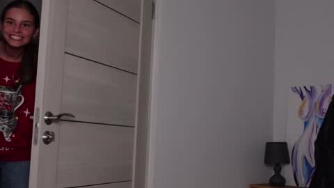 ABBY LAKER online show from December 23, 5:32 pm