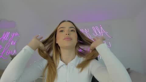 Snapshot of abby_me chatting on January 7, 11:37 am A B B Y online show from January 7, 11:37 am