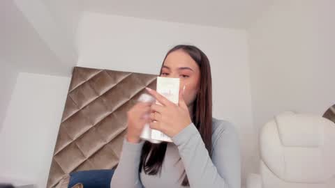 Snapshot of abby_me chatting on January 27, 1:19 pm A B B Y online show from January 27, 1:19 pm