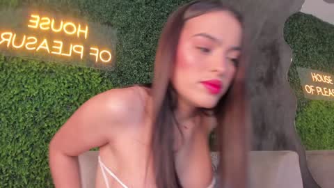Snapshot of abby_me chatting on February 5, 11:34 am A B B Y online show from February 5, 11:34 am