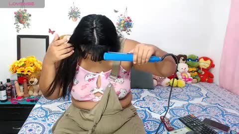 abby_milk69 online show from April 1, 7:33 pm