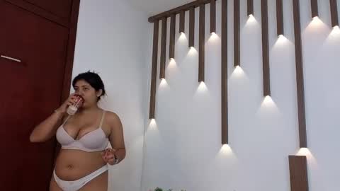 Abbygail online show from March 25, 12:33 pm