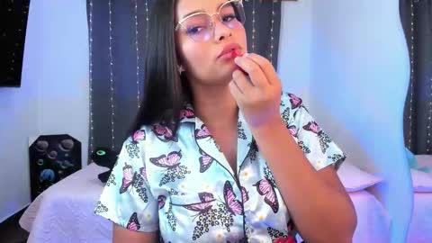 Abby online show from October 29, 12:24 am