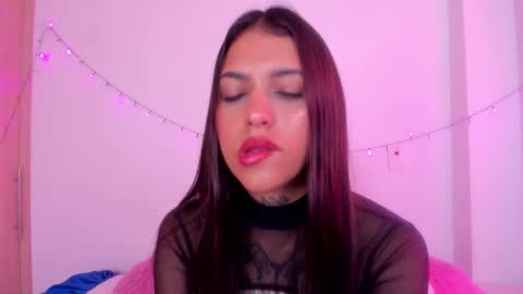 abby_rousee online show from October 11, 4:16 pm