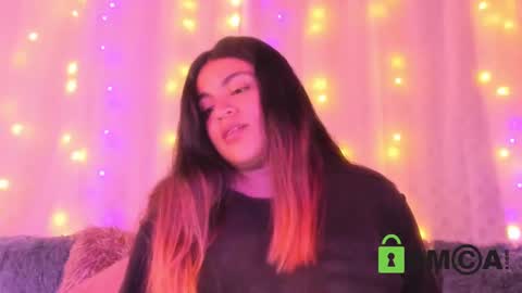 Snapshot of abby_saphir chatting on December 14, 10:50 pm ABBY SAPHIR online show from December 14, 10:50 pm