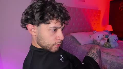 START TRANSMISSION ---- AM COLOMBIA TIME online show from April 14, 6:41 am