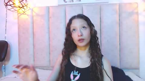 abbycute online show from January 6, 1:48 pm