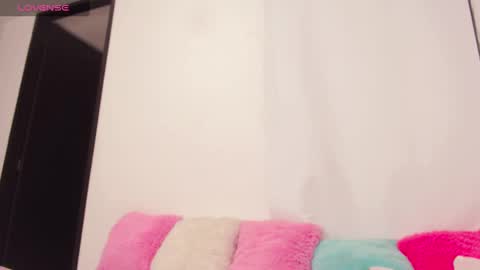 Snapshot of abbyh chatting on December 2, 4:53 am abbyh online show from December 2, 4:53 am