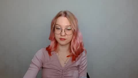 Abby Lovense is active online show from December 5, 12:33 pm