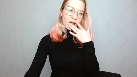 Abby Lovense is active online show from December 26, 2:05 pm